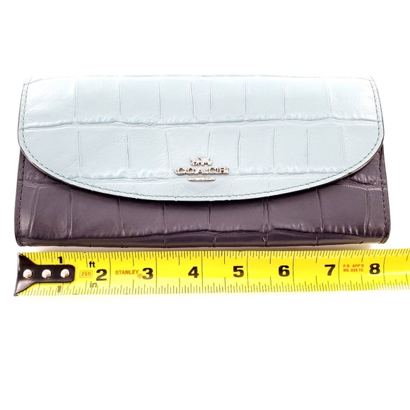 Coach Slim Envelope Clutch Wallet Crocodile Embossed Leather Snap F27482 - Picture 11 of 12